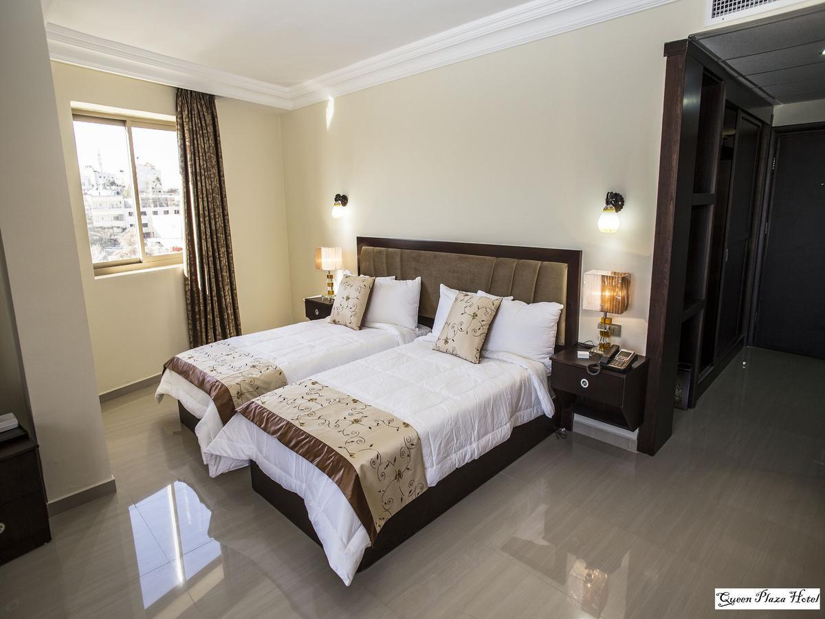 Queen Plaza Hotel Хеврон Экстерьер фото